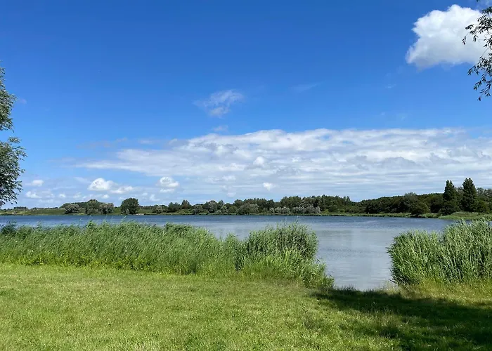 فندق مبيت وإفطار Danina 3*