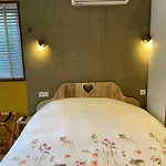 Danina Bed & Breakfast Sassenheim